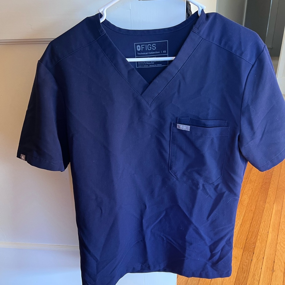 Men’s XS figs top
